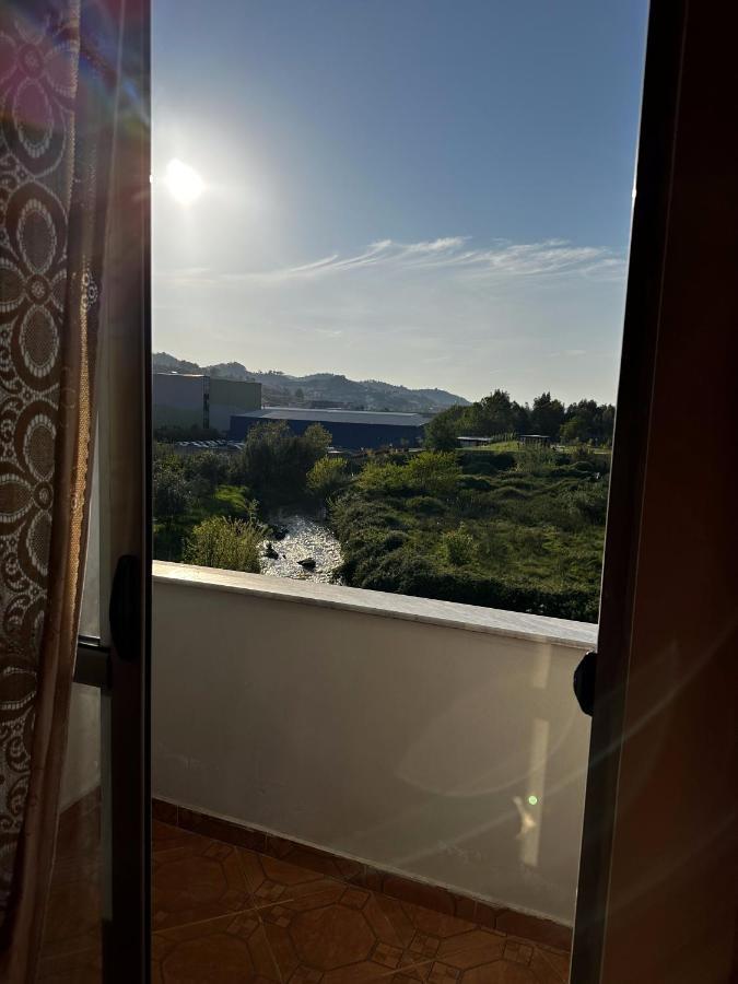 Sunny Riverside Tirana'S Oasis - Breakfast & Dinner Exterior foto